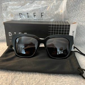 DIFF charitable eyewear Black women's Sunglasses